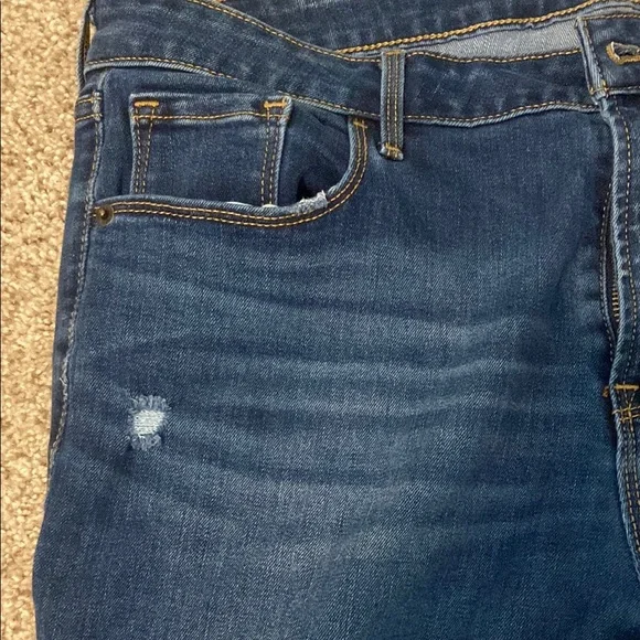 Old Navy Blue Skinny Jeans with Distressed Details - Picture 7 of 8